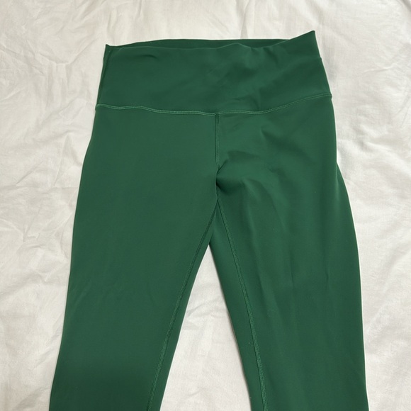 Lululemon wundertrain size 10 23 inch - Picture 2 of 3